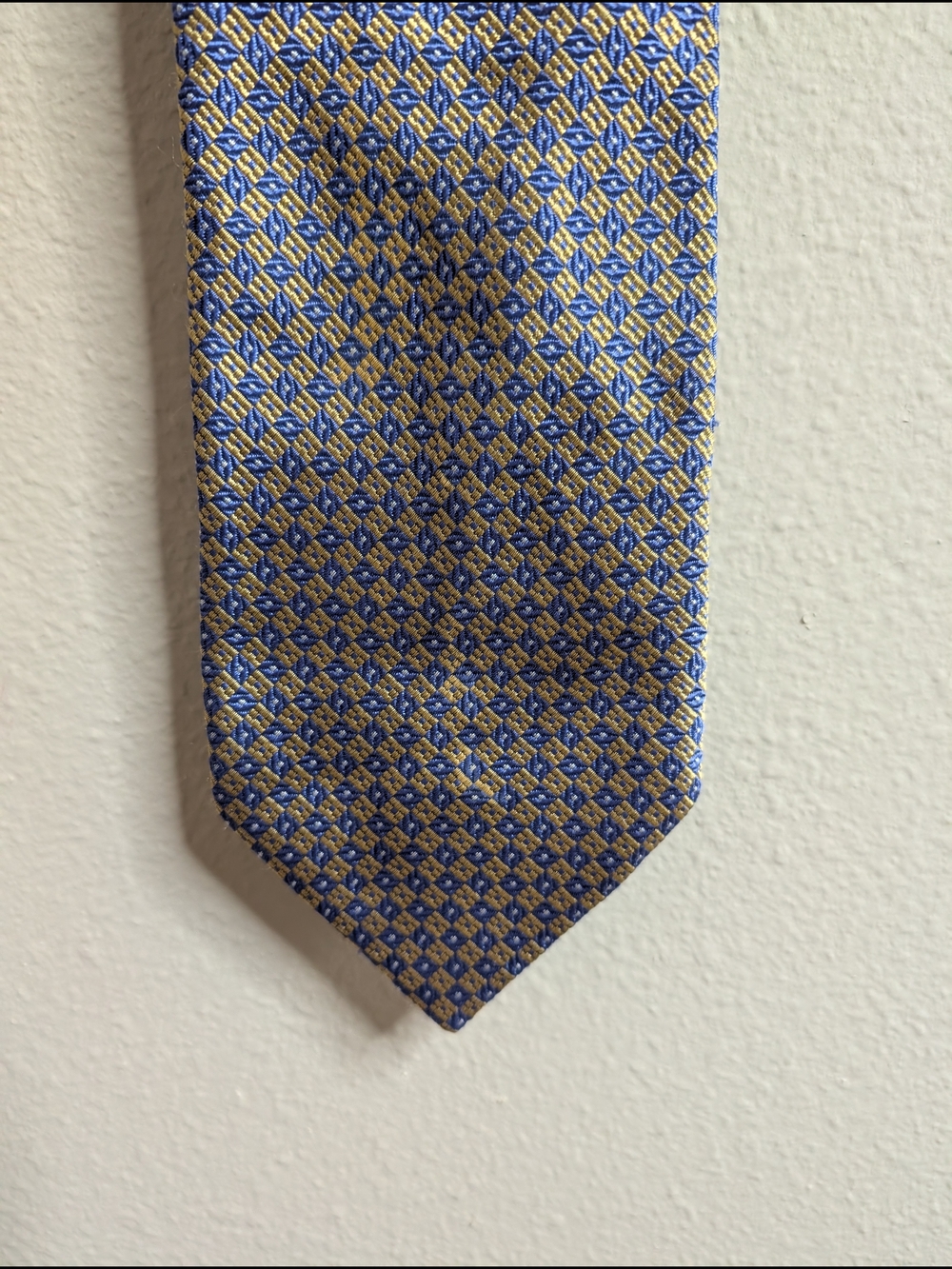 D'Este 100% Silk Tie Made‎ in Italy | Gold & Blue Geometric Jacquard